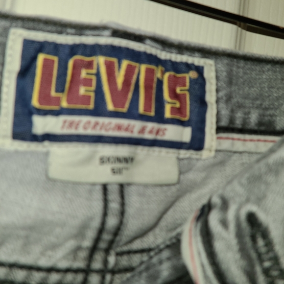 Mens Levi's Skinny jean shorts - Picture 2 of 4